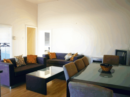 Art Mecca Holiday House - Whitsundays Accommodation