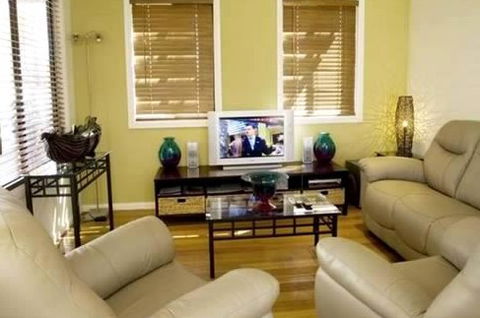 Emaroo Tramway Cottage - Whitsundays Accommodation 2