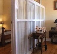 Gum Paddock Country Cottage - Whitsundays Accommodation