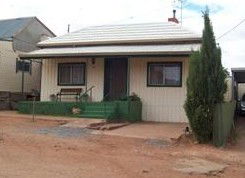 Lilly May Cottage - Whitsundays Accommodation 0