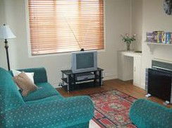 Lilly May Cottage - Whitsundays Accommodation 1