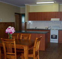 Riverland Holiday Cottage