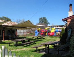 The Royal Hotel Adelong - Whitsundays Accommodation 1