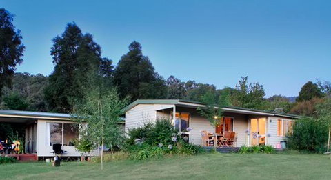 Queens Cottage - Whitsundays Accommodation 0