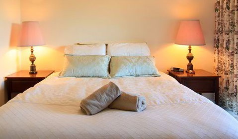 Queens Cottage - Whitsundays Accommodation 3