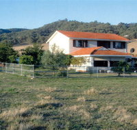 Cossettini High Country Retreat - Whitsundays Accommodation