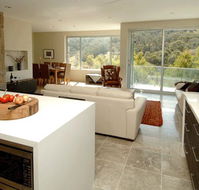 The Peak at Thredbo - Whitsundays Accommodation