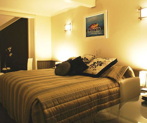 Pure Chalet - Whitsundays Accommodation 0