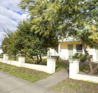 Tumut Apartments - Whitsundays Accommodation