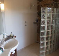 Clarendon Forest Retreat - Whitsundays Accommodation