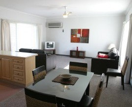Barham Golden Rivers Holiday Apartments - Whitsundays Accommodation 0