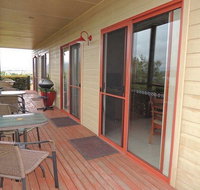 Avon View Stays - Whitsundays Accommodation