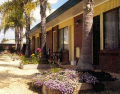 Jerilderie Motor Inn - Whitsundays Accommodation 0