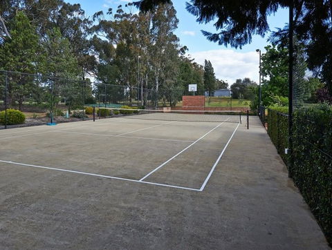 The Garden Room Bed And Breakfast - Whitsundays Accommodation 4