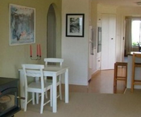 Cherry Tree Guesthouse - Whitsundays Accommodation 2