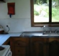 Ben Ricketts Environmental Mountain Cabins - Whitsundays Accommodation