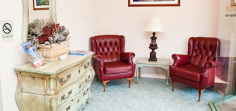 Belmore All-Suite Hotel - Whitsundays Accommodation 4