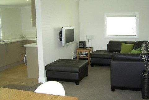 Catho Cottage At Catherine Hill Bay - Whitsundays Accommodation 3