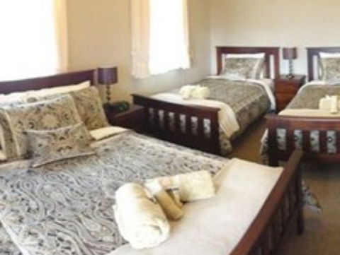 B And B On Bettington - Whitsundays Accommodation 1