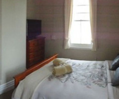 B And B On Bettington - Whitsundays Accommodation 4