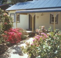 AppleBlossom Cottage - Whitsundays Accommodation