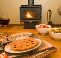 Bingle Tree Retreat - Whitsundays Accommodation