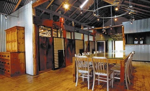 Black Sheep Inn - Whitsundays Accommodation 4