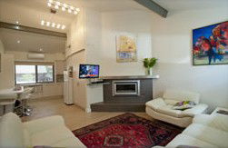 A Colourcity Apartments - Whitsundays Accommodation 1