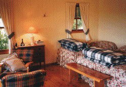 Mango Hill Cottages Bed And Breakfast - Whitsundays Accommodation 1