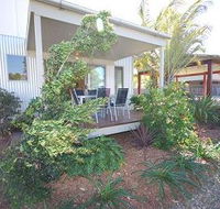 Woodgate Beach Houses - Whitsundays Accommodation