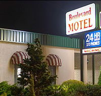 Boulevard Motel - Whitsundays Accommodation