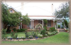 Guy House Bed And Breakfast - Whitsundays Accommodation 0
