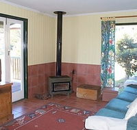 Pademelon Lodge - Holiday Home