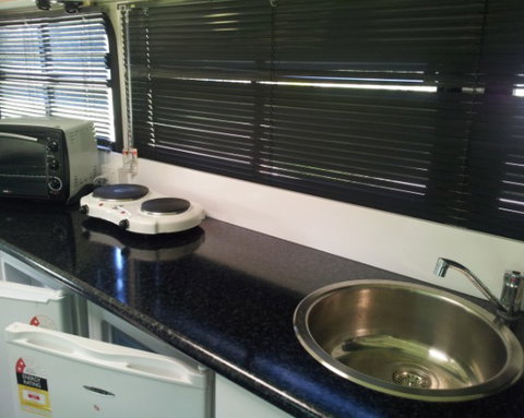 Nanango Caravan And Motorhome Park - Whitsundays Accommodation 5