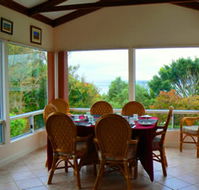 Albany View Street Lodge Bed and Breakfast and Art Studio - Whitsundays Accommodation