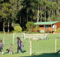 Diamond Forest Farm Stay - Whitsundays Accommodation
