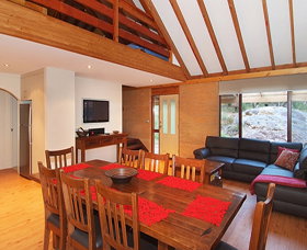 Woodstone Cottages - Whitsundays Accommodation 0