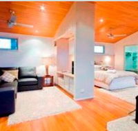 Seaview Farm - Whitsundays Accommodation