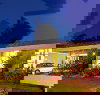 Eureka Lodge Motel - Whitsundays Accommodation