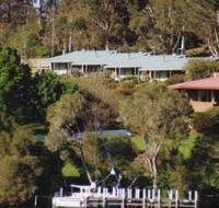 Gipsy Point Luxury Lakeside Apartments - Whitsundays Accommodation