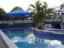 Raceways Motel - Whitsundays Accommodation 0