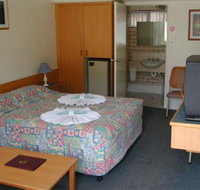 Tropical Gateway Motor Inn - Whitsundays Accommodation