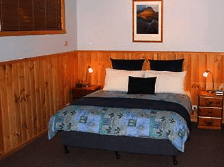 Derwent Bridge Chalets - Whitsundays Accommodation 3