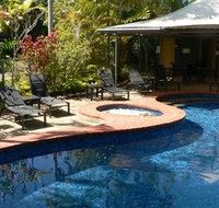 At The Mango Tree Holiday Apartments - Whitsundays Accommodation