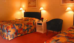 All Seasons Central Court Motel - Whitsundays Accommodation 1