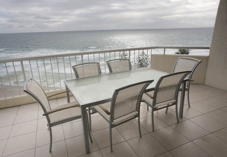 Coolum Caprice - Whitsundays Accommodation 2