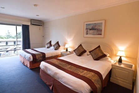 Best Western Twin Towers Inn - Whitsundays Accommodation 3