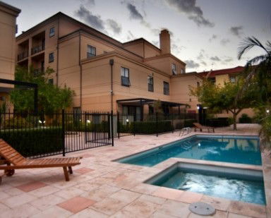 Quest On James - Whitsundays Accommodation 1