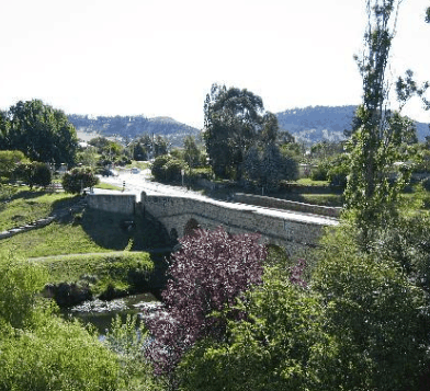 Millhouse on the Bridge - Whitsundays Accommodation