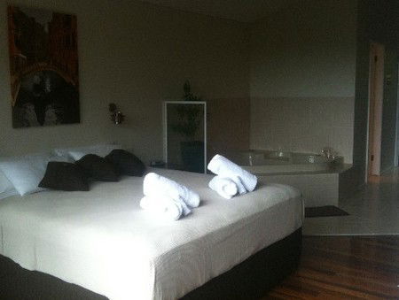 A Paradise Palms Resort - Whitsundays Accommodation 0